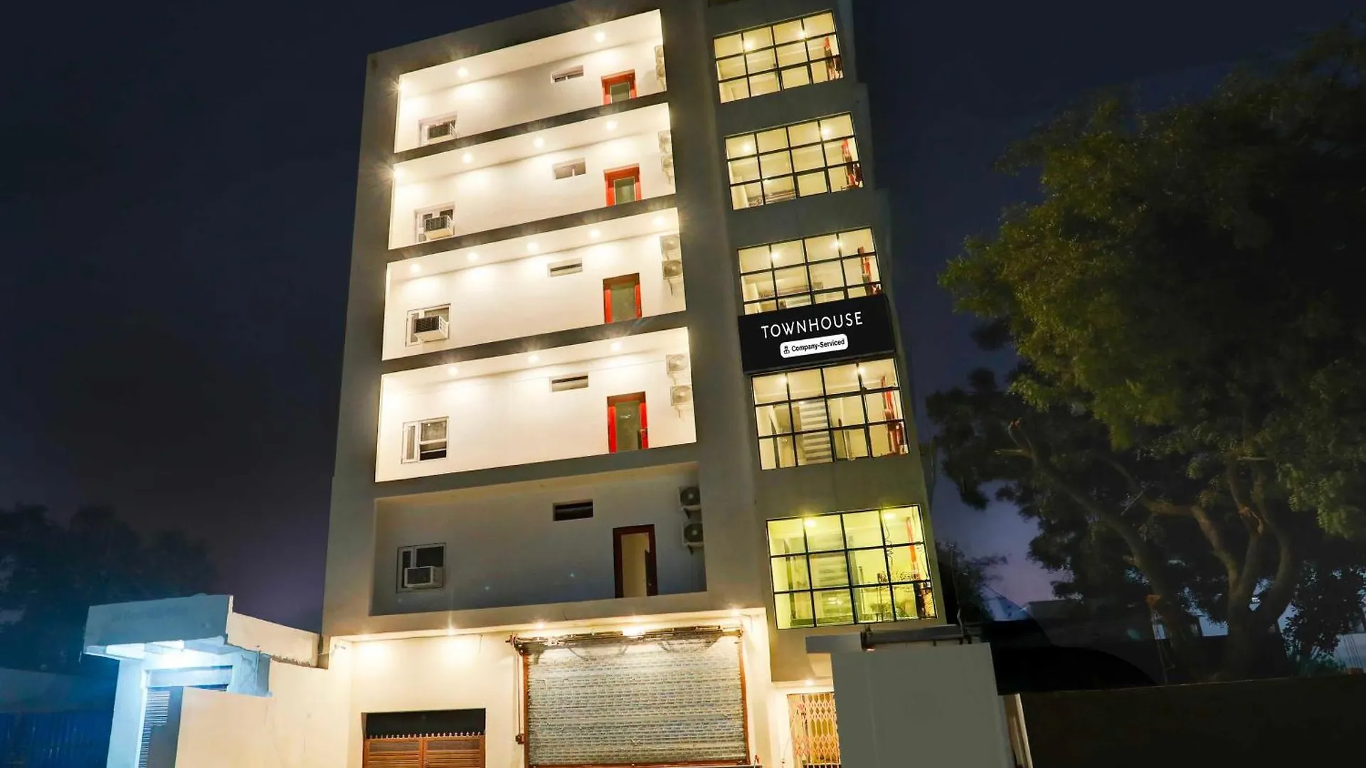 ホテル Super Townhouse Pahadiya バラナシ インド